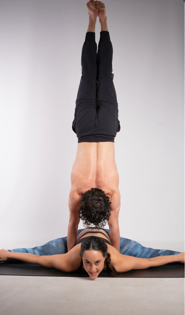 Cómo Evitar Resbalones Durante tu Práctica de Yoga (y Por qué el Tapete Importa)