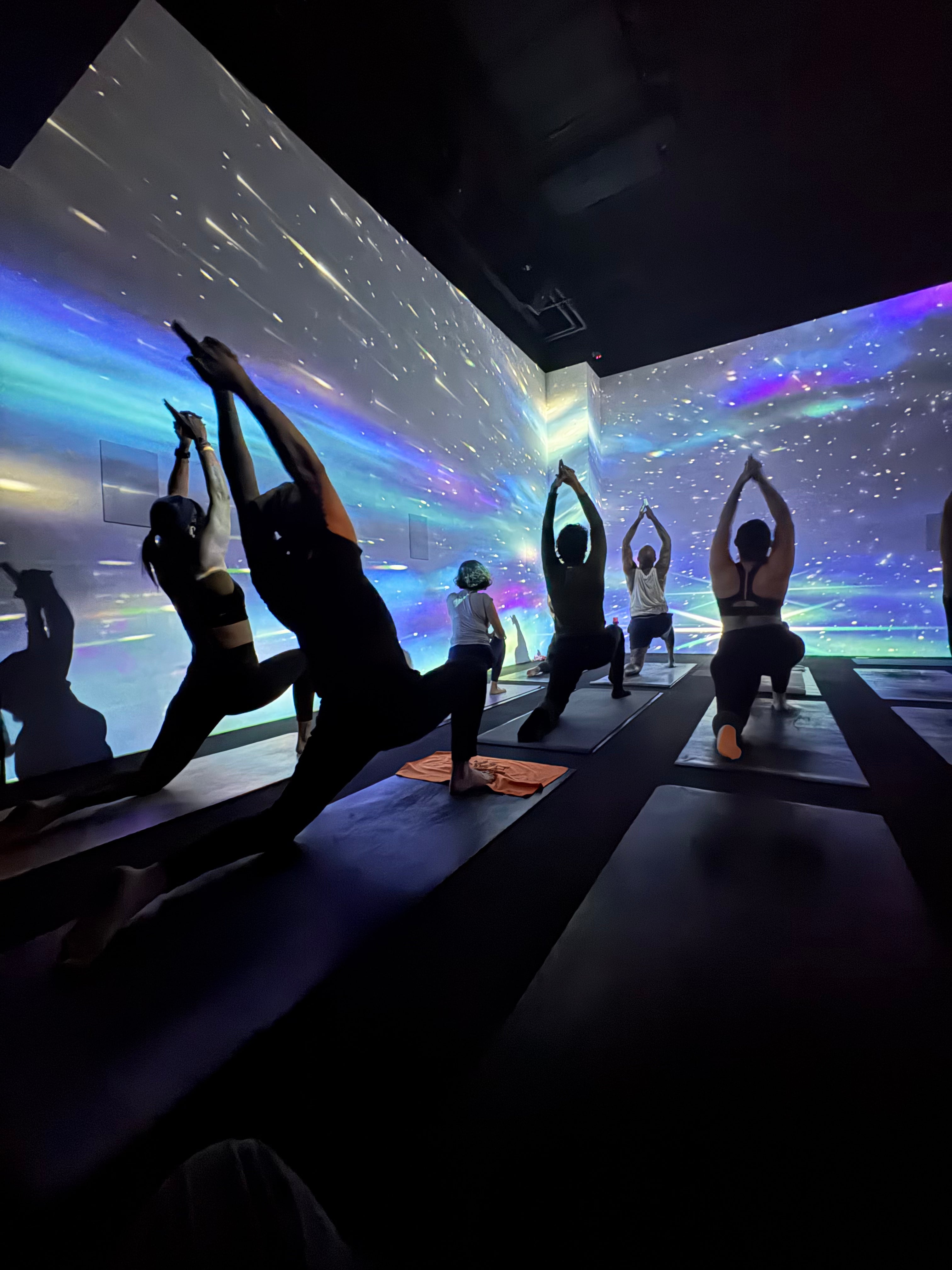 El Mejor Tapete para Hot Yoga (o Sudor Intenso)